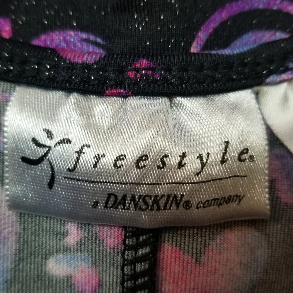 FREESTYLE DANCE LEOTARD BY DANSKIN SIZE-X SMALL 4/5